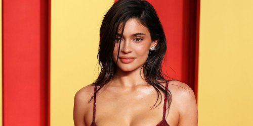 Kylie Jenner Brought Back This Y2K Trend in a Neon String Bikini