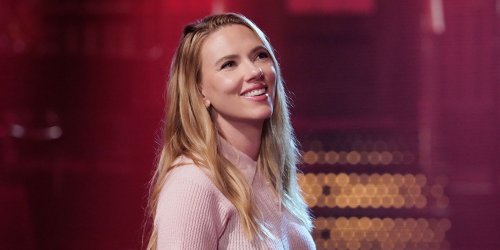 Scarlett Jonhansson Goes Completely Pantsless in a See-Through Skirt on 'SNL'