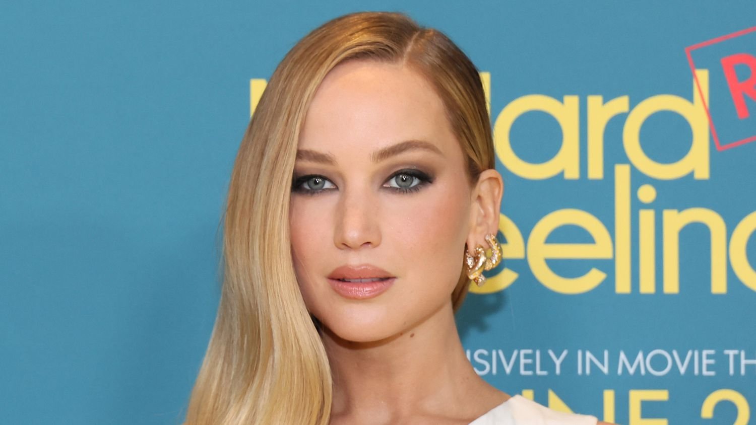 Jennifer Lawrence’s Easy-to-Wear Sandals Are Bound to Be Big for Summer