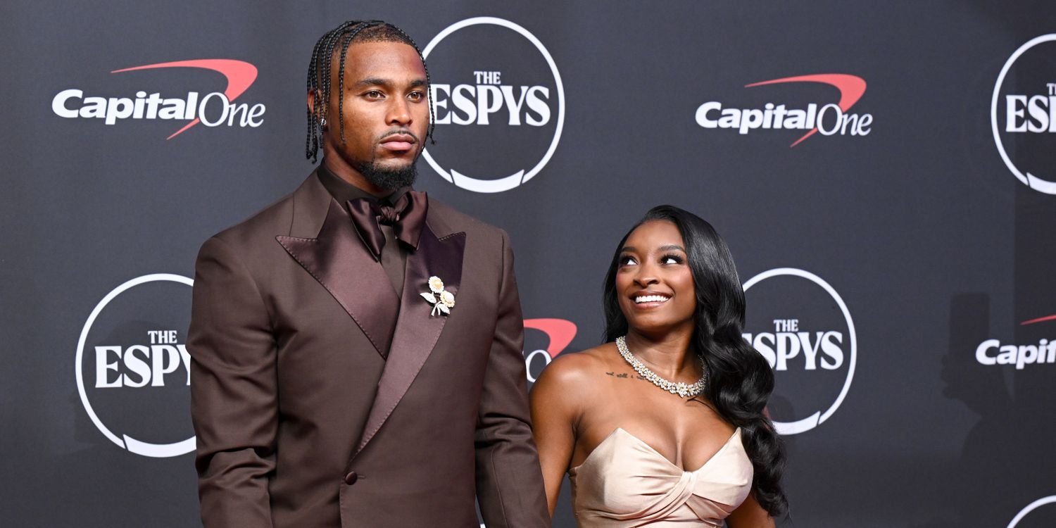 Simone Biles Wears Tiny Crop Top and Divisive Pants as She Kisses Husband Jonathan Owens Ahead of His Career Milestone