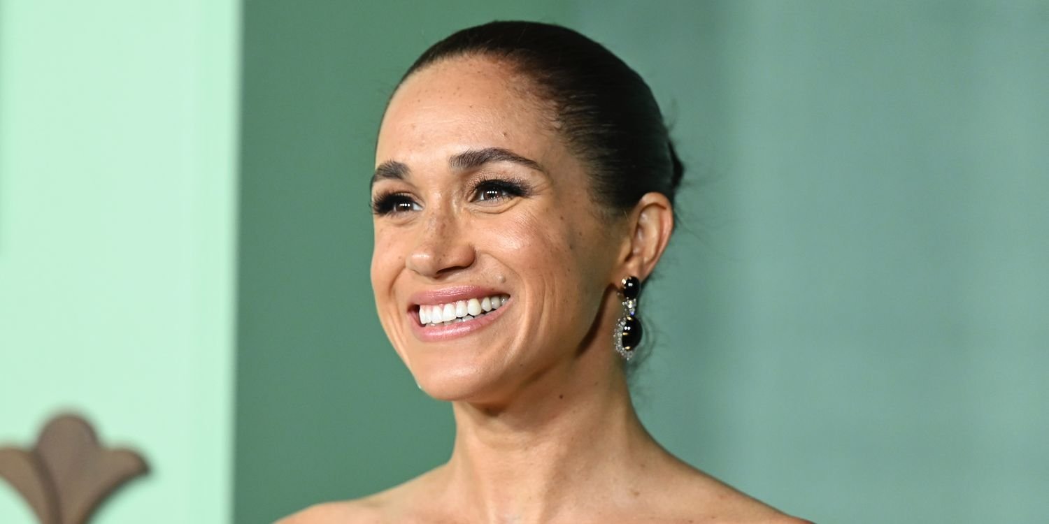 Meghan Markle Poses in Backless High-Cut Swimsuit Inspired by Princess Diana on “Summer Holiday”