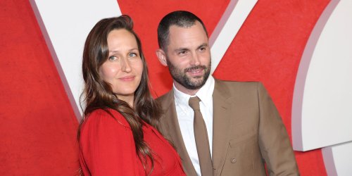 Inside the Love Lives of the Cast of 'You,' Including Penn Badgley, Anna Camp, and More