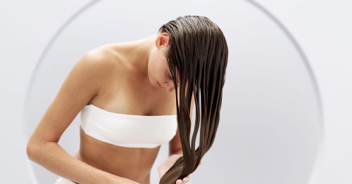 TikTok-Trend: Haare waschen wir jetzt kopfüber