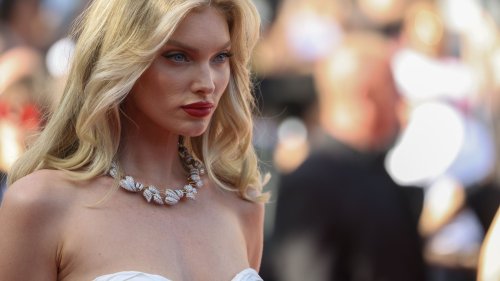Weiße Mode? Tragen Fashion-Profis 2025 nur noch zusammen mit DIESER Farbe