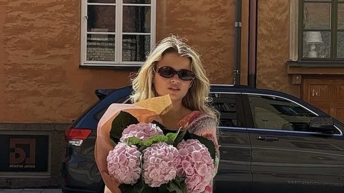 Nicht Denim: In Schweden tragen im Frühling 2025 alle „Lång vit“-Röcke