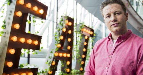 Jamie Oliver hat das perfekte Rezept für extraknusprige Schichtkartoffeln