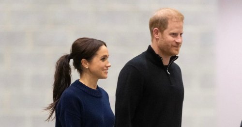 Meghan Markle macht die Skinny-Wide-Jeans zum Modetrend 2025
