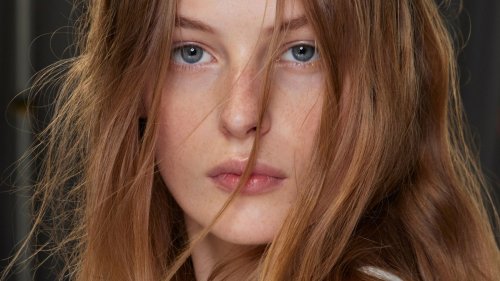 Frühlingstrend 2025: Dieses Oberteil ist wie gemacht für jeden Jeanslook
