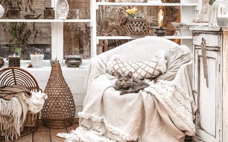 Arredamento soggiorno in stile shabby chic