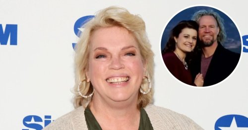 Sister Wives’ Janelle Recalls Kody Calling Robyn a ‘Diesel Jeans Model’ and ‘Everything I Want’