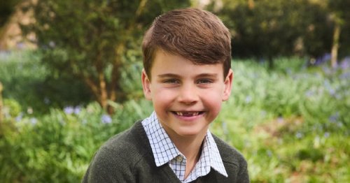Say Cheese! Prince Louis Shows Off Missing Teeth and Long Pants in 7th Birthday Portrait