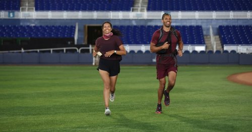 ‘The Amazing Race’ 37’s Jonathan Says Ana Bought Him ‘Nonviolent Communication’ Book After the Show