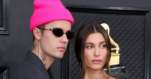 Hailey Baldwin Reveals Favorite Sex Position If Shed Have A Threesome Flipboard 1570