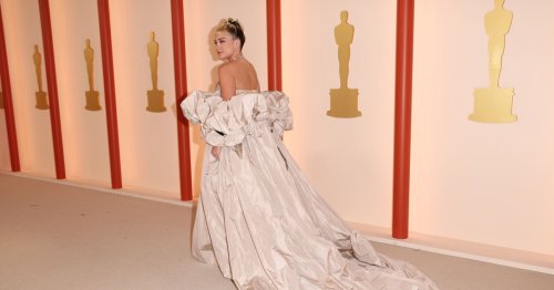 why-is-the-oscars-red-carpet-not-red-details-on-the-champagne-carpet