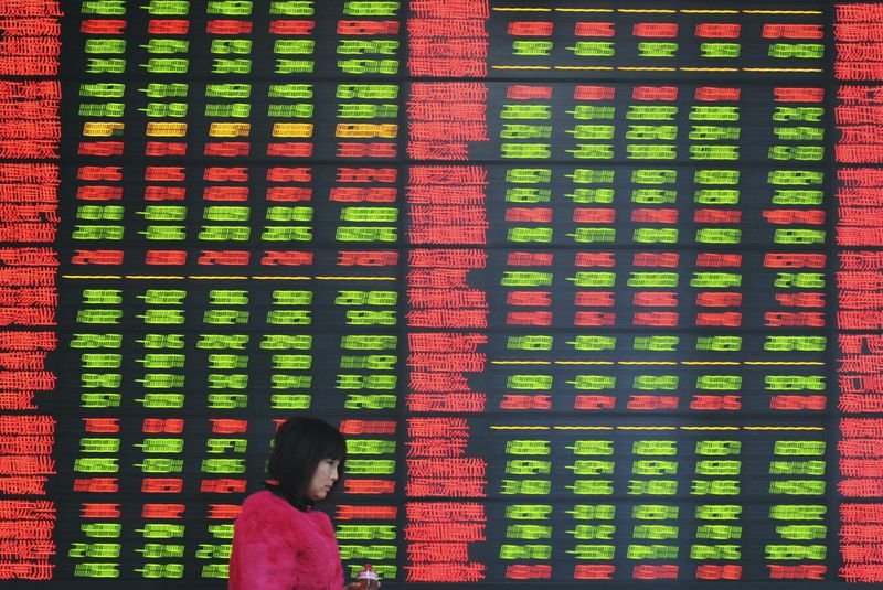 Asia stocks fall; China property jitters weigh, Japan rate hike speculation swirls