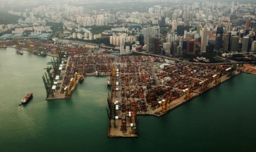 Singapore non-oil exports plummet 20% in March