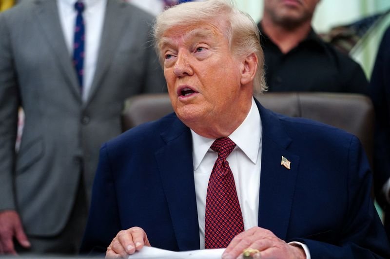 Trump says currency swap with UAE is under consideration