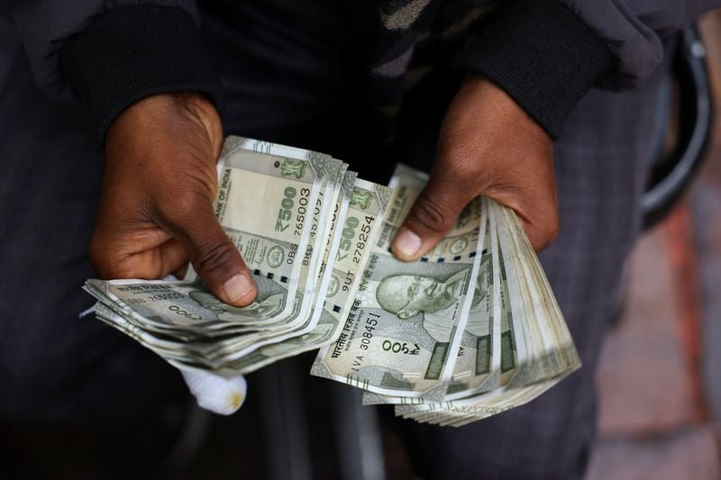 BlackRock says oil, FX risks loom over India’s bond inflow push