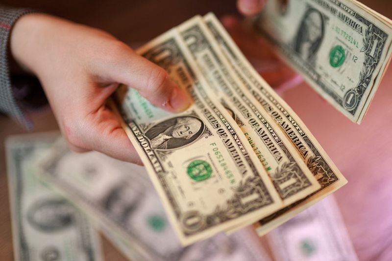 Dollar on defensive as markets hope for best on Middle East