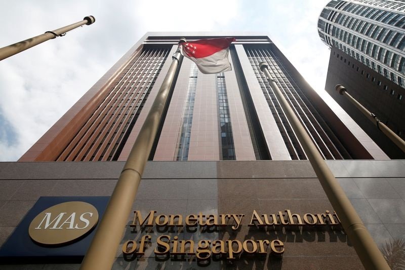 Singapore GDP grows less than expected in Q1; MAS tightens policy