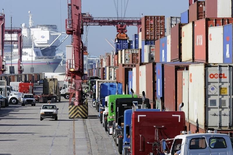 Japan trade surplus widens in March on strong export growth