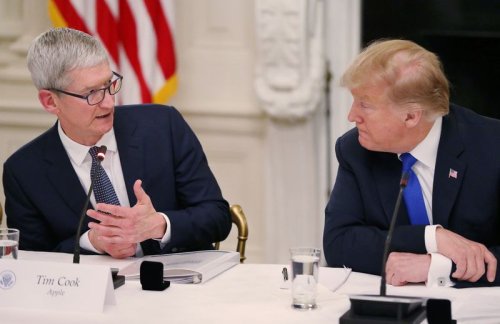 Le PDG d’Apple, Cook, a rencontré Trump à la Maison Blanche mardi - Politico