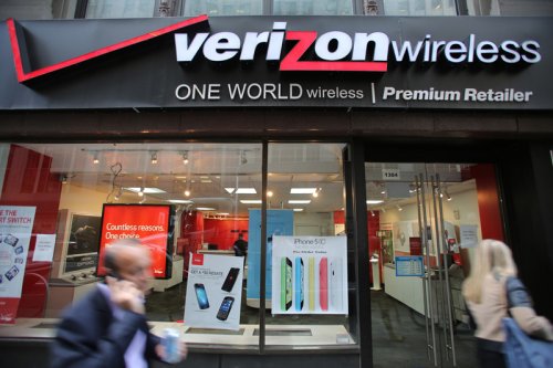 Cellular outage in US hits AT&T, T Mobile and Verizon users, Downdetector shows