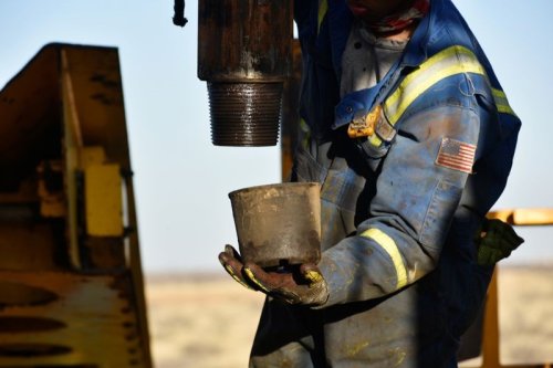 Russische Behörden wollen Öl aus verunglücktem Tanker pumpen