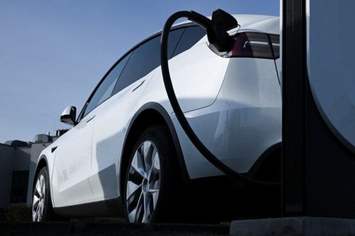 Cantor Fitzgerald stays bullish on Tesla stock ahead of key catalysts