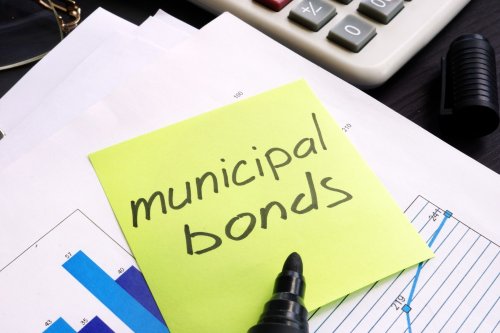 A Look at the Pros and Cons of Muni Bonds