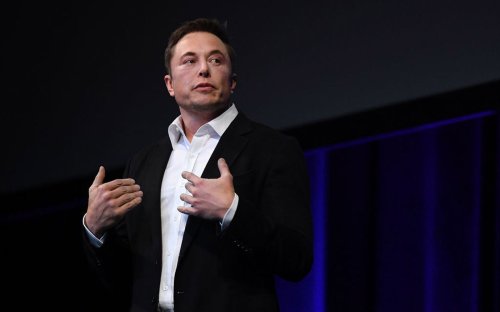 Musk Sells More Tesla (TSLA) Stock Amid Twitter Showdown