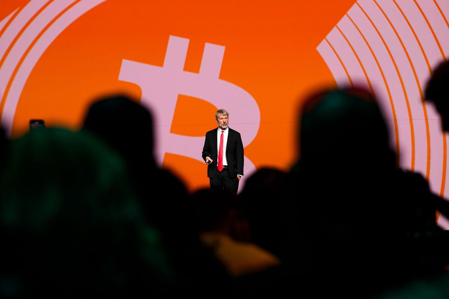 Michael Saylor Says Bitcoin Will 'Rally From Here'