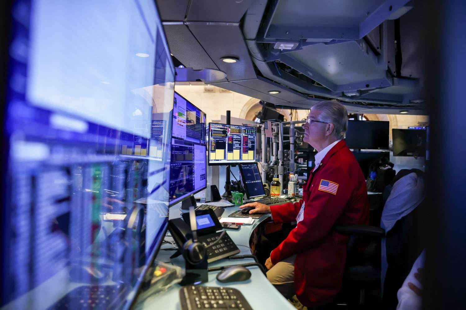 Stock Market Today: Major Indexes Rise as Strong Second Quarter Ends