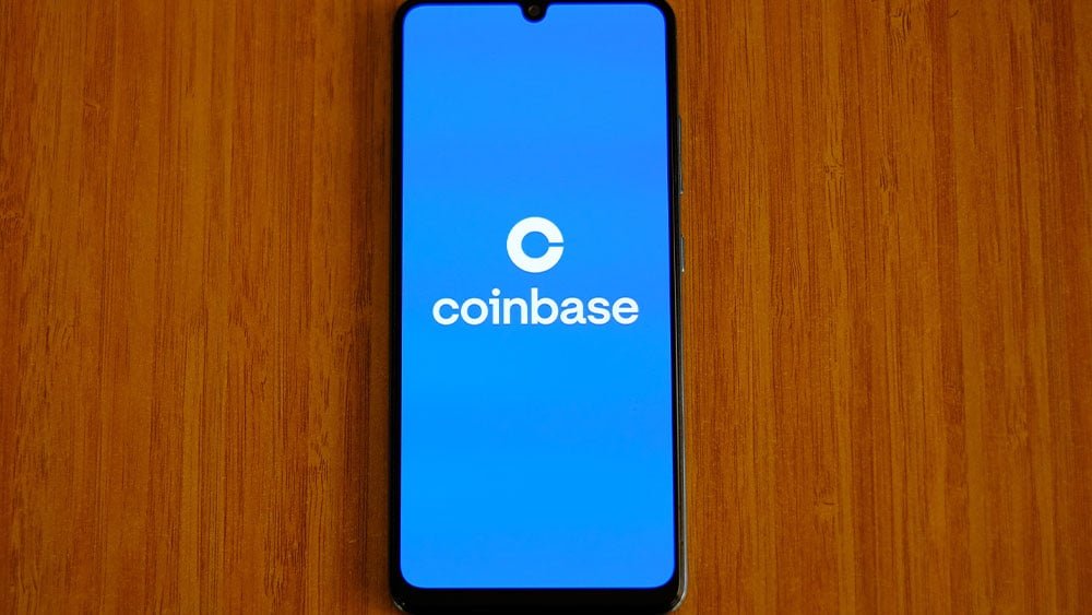 Coinbase Stock Scores Weekly Win Even As War-Truce Hopes Dim; Is Coinbase Stock A Buy Now?
