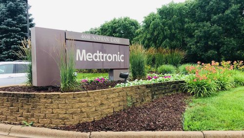 Medtronic Dips On Spinoff Plans Despite Quarterly Beat