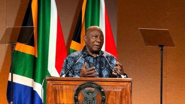 South Africans reaction to President Ramaphosa's remarks about closing schools for 2 years