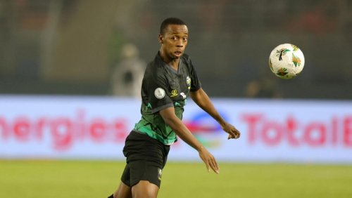 Kaizer Chiefs aim to secure Tanzania's midfield star Feisal Salum