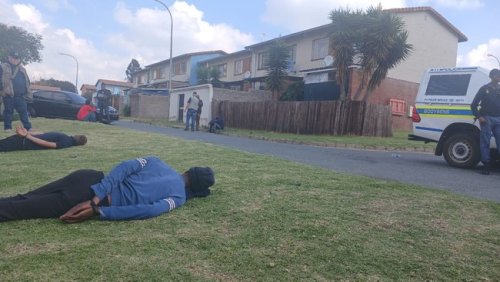 Three suspected criminals arrested, three others shot dead during gunfight with Joburg police
