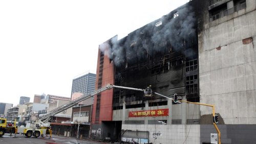 Public urged to take precautions following fire incident at China Mall in Durban CBD