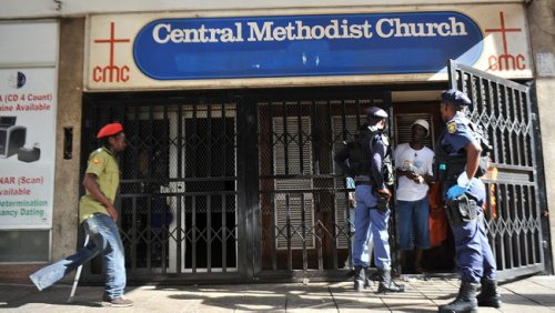Mzansi’s dumbest criminals? Man returns to Methodist Church after robbery, then accomplice friend comes to court