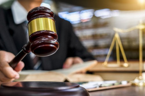 Insurance agent who claimed multiple personality disorder loses license after fraud conviction