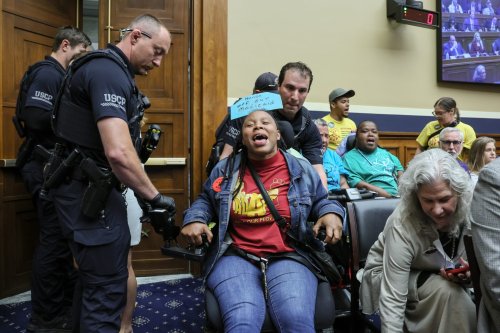 Amid protests and Democratic pushback, U.S. House GOP launches work on Medicaid cuts • Iowa Capital Dispatch