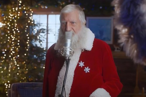 Envoyez un message, recevez une vidéo : le père Noël parle pour vous sur WhatsApp !