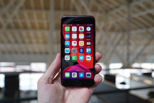 Un autre iPhone récent a aussi disparu de l'Apple Store...