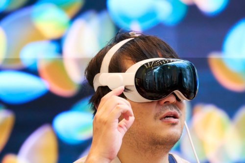 Après l'iPhone "Air", le Vision Pro aussi devrait s'affiner en 2025