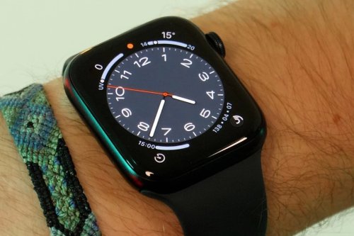 Pardon, mais Cdiscount vend des Apple Watch 8 à moitié prix (neuves)