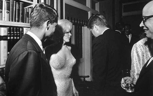 When Marilyn Monroe called Jackie to speak about her affair with John F Kennedy