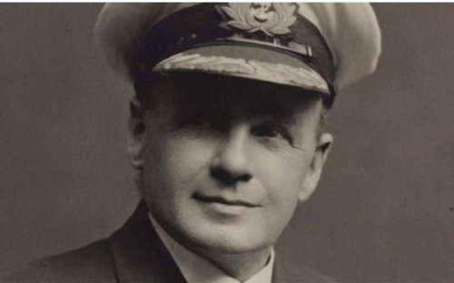 Extraordinary story of Titanic’s second officer Charles Herbert Lightroller