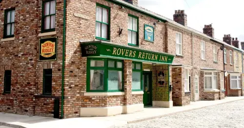 Coronation Street Simon Barlow star 'confirms' exit after 15 years on soap