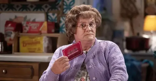 Mrs Brown's Boys fans targeted by scam artists claiming to be Brendan O'Carroll